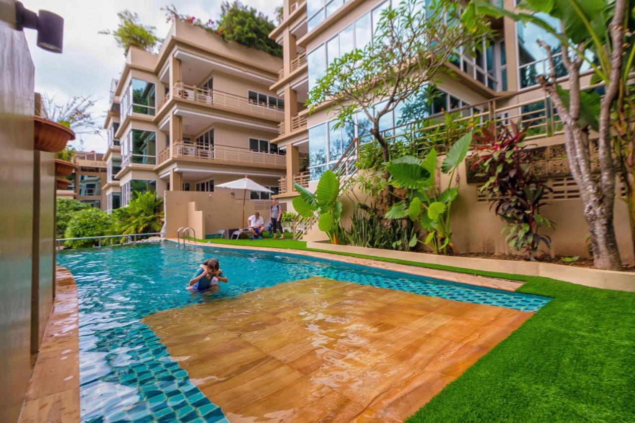 กะรนวิว อพาร์ตเมนต์ Apartment Karon ภายนอก รูปภาพ